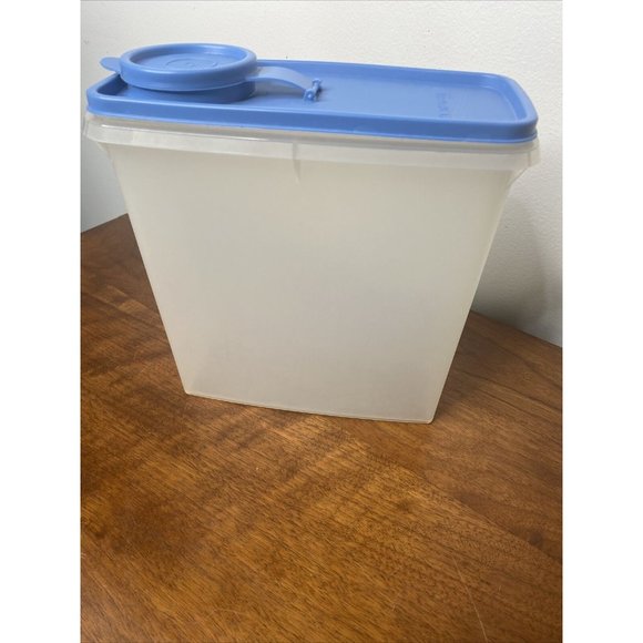 Tupperware Cereal Keeper Blue Lid 13 Cup 469-20 Vintage Pitcher Storage - Picture 3 of 8